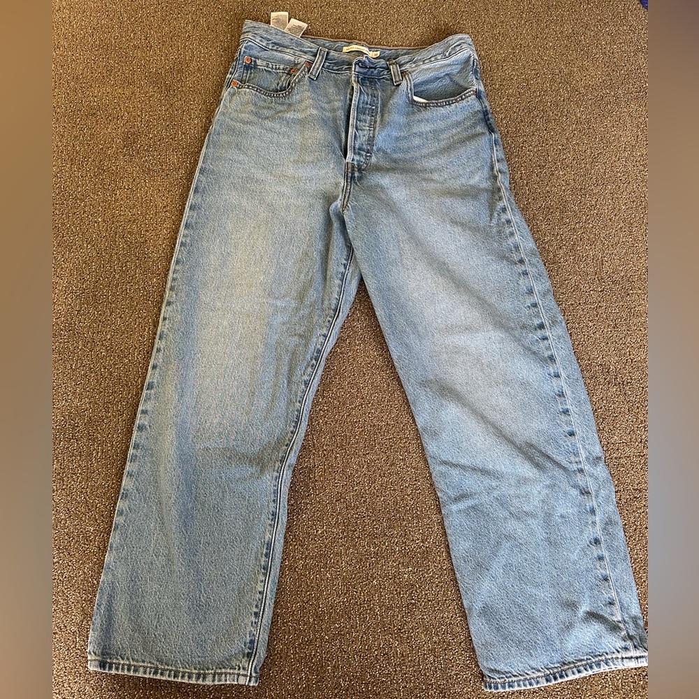 Levi's Women's Ribcage Straight Ankle Jeans size 30